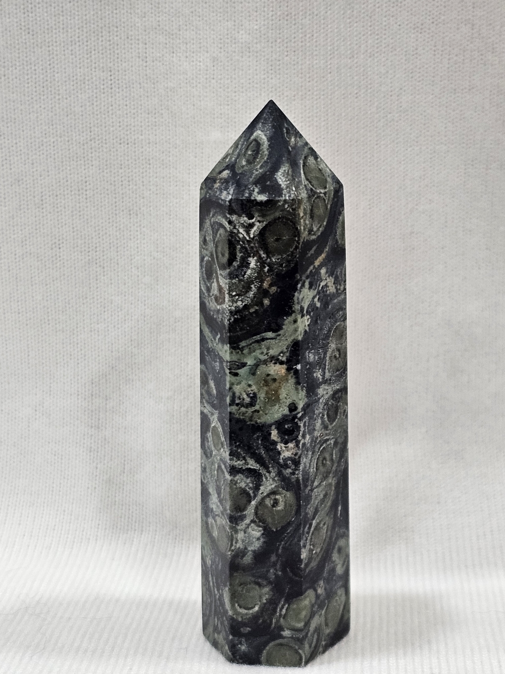 Kambaba Crystal Tower - Picture 2 of 3